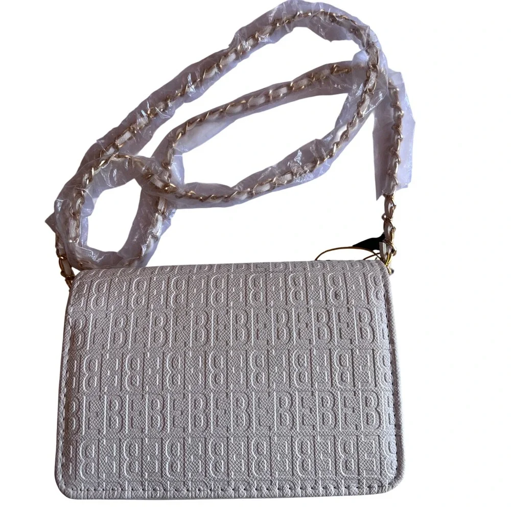 Bebe Los Angeles Crossbody Bag, Embossed Logo Pattern Chain Strap Off White‎ NWT